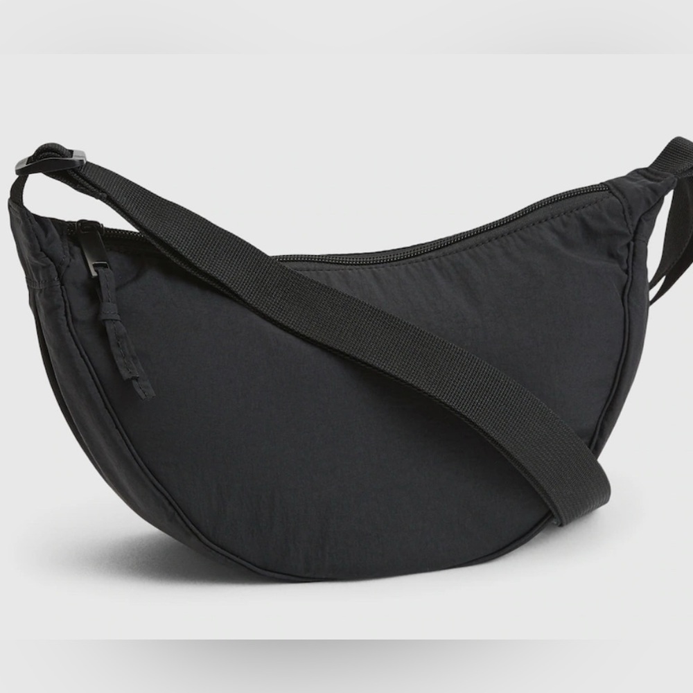 Gap Fit Nylon Cross Body Bag